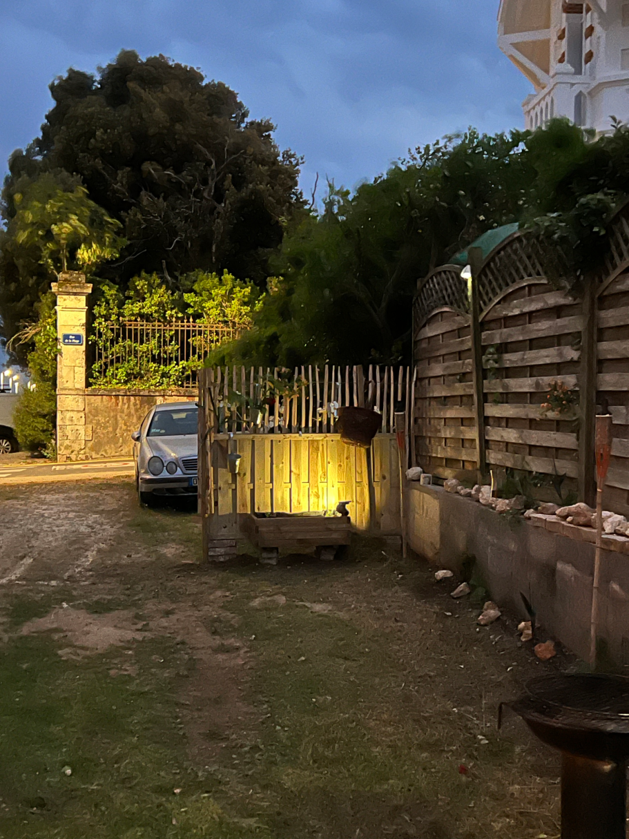 entrée jardinet